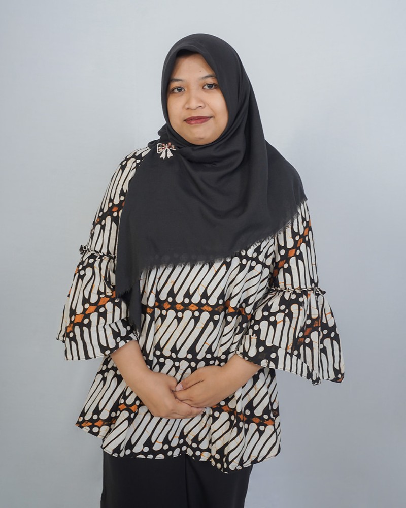 Araminta Ma'ruf Purnamajita Suci